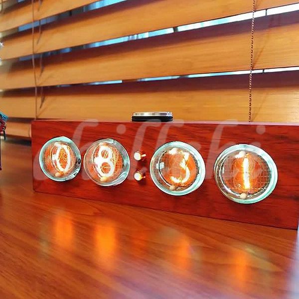 NIXIE CLOCK IN-4 horloge à tube lumineux horloge électronique cloche tubulaire en bois, rétro-éclairage LED couleur, fonctionnement du bouton unique
