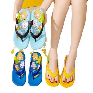 NK Girls Flip Flop Summer 2024 Nieuwe schattige cartoon klein meisje anti slip zachte zool kinder- en student sandalen GG