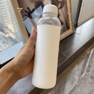 No. 5 Factory Series Large-capacity Water bottle 590ml Water Cup Glass Bottle Frosted Cup Holder With Gift Box Packaging White Kettle VIP gift glass thermos
