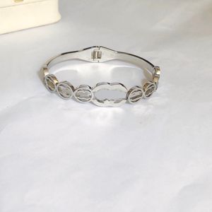 Bracelet plaqué argent sans décoloration, style classique, bracelet de mariage, créateur de bijoux de noël, cadeau d'anniversaire, d'amour, bijoux de haute qualité, vente en gros