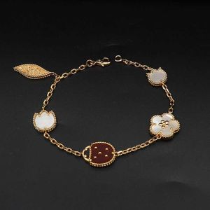 Bracelet noble et élégant Contrôle populaire Choix High Sept Star Ladybug Flower Highend Luxury 18K Gold Natural avec Vancley original