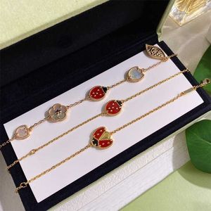 Nobele en elegante armband populaire cadeau -keuze Hoog goud Zeven sterren Ladybug Flower Bracelet Single White met originele Vancley