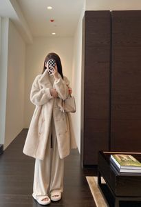 Manteau épais noble avec col montant et manteau long pour femme en hiver
