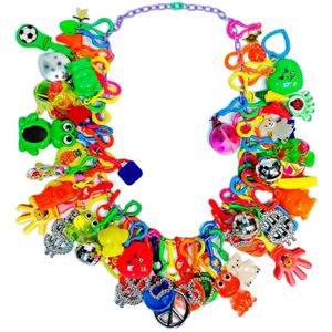 Noise Maker Vintage Plastique 58 60 Charms 80Cm Collier Rétro Mode Tissu Bijoux Bijoux Chaîne Puce Fête D'anniversaire Faveur 80 Xma Dhvoi