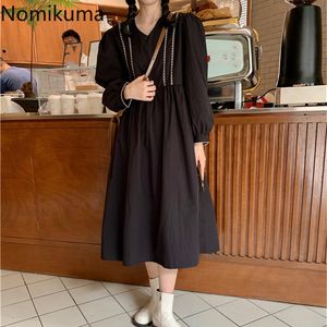 Nomikuma jurken voor vrouwen Koreaanse geborduurde bladerdeeg mouw V-hals jurk causale hoge taille A-lijn zoete vestidos Nieuwe 6F492 210427