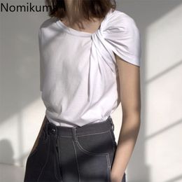 Nomikuma Wit T-shirts Vrouwen Effen Kleur Korte Mouw Knoop Design T-shirts Zomer Tee Modieuze Tops Vrouwelijke 3A141 210514