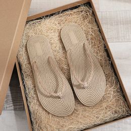 No marca barato chanclas al por mayor hbp moda en venta jepit plano casual de verano playa mujeres puro cáñamo sandalias tanga