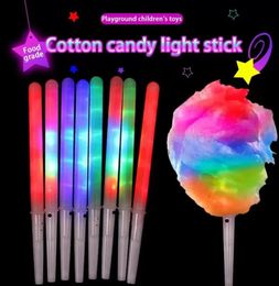 Niet-wegwerpbare lichte suikerspinkegels van voedingskwaliteit Kleurrijke gloeiende lichtgevende marshmallowstokjes Knipperende sleutel Kerstfeestgroothandel