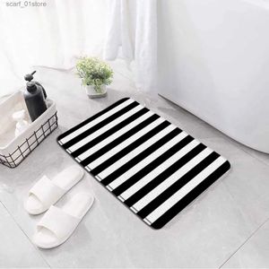 Tapis de bain antidérapants Tapis de bain rayé noir et blanc imprimé géométrique tapis de salle de bain antidérapant tapis de pied en flanelle tapis de toilette accessoires de salle de bain ensemble L231012