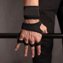 Niet -slip half vingertraining handschoenen gewichtheffen fitness sport body building gymnastics grips gym hand palmbeschermer 240423