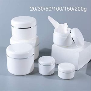 Pot en plastique blanc avec couvercle, bouteilles en plastique vides rechargeables pour maquillage, crème pour le visage, conteneur de stockage de Lotion