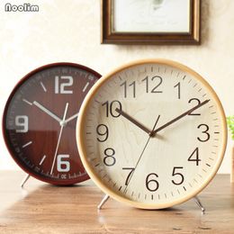 NOOLIM Reloj de mesa Escritorio Sala de estar Reloj de madera maciza simple Reloj de péndulo grande moderno Adornos minimalistas creativos Y200407