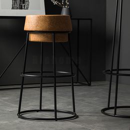 Tabourets de bar créatifs nordiques pour des meubles de table de bar pour chaise de cuisine à domicile tabouret haut magasin de vêtements photo tabouret moderne chaise z