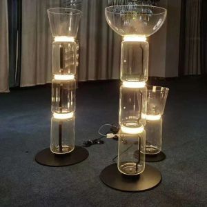 Lampadaire en verre créatif nordique salon salon de chambre à coucher concepteur de bambou feux de table de table à LED verticale claire les lampes