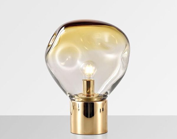 Lámpara de mesa de vidrio dorado nórdico Table de diseño Italia Luz de iluminación de la noche Decoración del LED para sala de estar 8209906