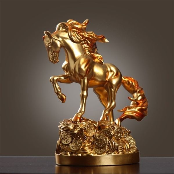 Nordic Gold Lucky Horse Art Statue Sculpture Animal Steed Statues Résine Art Craft Décoration Accessoires Ornements R2029 T200703