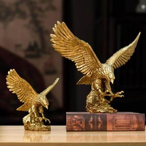 Figurines d'animaux en résine d'aigle doré nordique, Statue de faucon, Sculpture artisanale, ornement de maison, salon, bureau, armoire, décor 240103