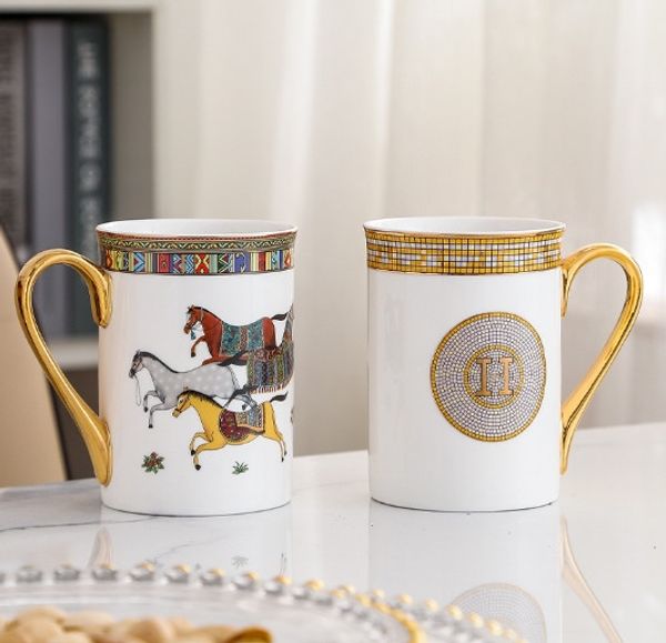 Taza de café de bebidas de té de la leche famosa y Vintage de Internet nórdico, juego de estante de platos y tazas de gran capacidad con bordes dorados, venta al por mayor