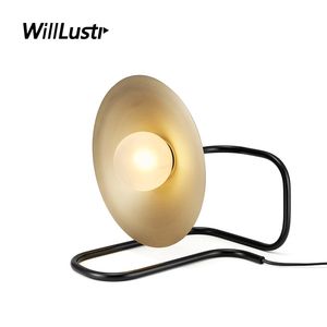 Nordic Iron Trumpet Tafellamp Glazen Schaduw Hotel Studie Woonkamer Slaapkamer Studio Nachtkastje Zwart Gouden Horn Art Deco Desk Lighting