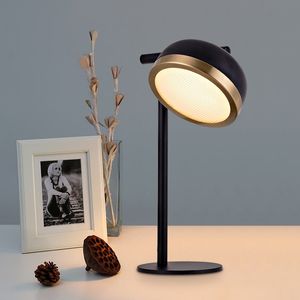 Nordic moderne LED Molly Table Lampes Living Room Bedside Light Creative Bar Study Metal Desk Lampe