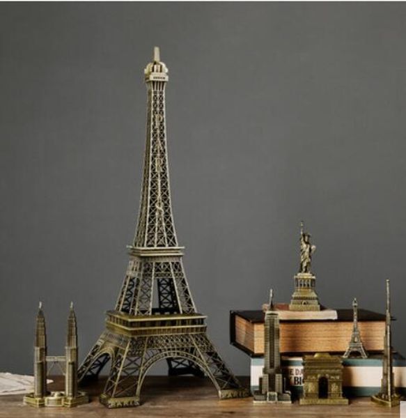 Nordic Paris Eiffel Tower Creative Small Decoration Gabinete de vinos Sala de estar Decoración de la casa de la casa Cortuaciones de cumpleaños