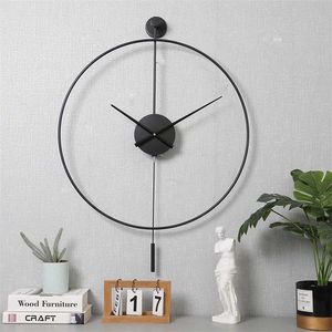 Nordic Simple Creative Wall Clock Modern Design Spaanse stijl Home Woonkamer Decoratie Mute Grote Muur Decor Horloges Ambachten 211110