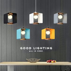 Nordic Solid Wood Restaurant Kroonluchter Verlichting LED-verlichting Creatieve Cafe Lamp Lamp Simple Art Single Head Lamp Gratis verzending