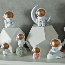 Scandinavische stijl 3d astronaut beeldjes woondecoratie ambachten maan miniaturen huis decor planeet decoraties voor kinderkamer geschenken