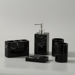 Ensemble de salle de bain cinq pièces de style nordique, kit de fournitures de toilette, tasse de brossage, tasse de bain de bouche