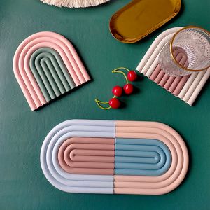 Nordic Style Silicone Verwijderbare Rainbow Coasters Isolatie Pads Cup Mat Plate Antislip Placemat Home Decor Keukenaccessoires W220406