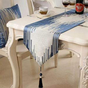 Scandinavische stijl zachte polyester tafelloper smal tafelkleed koffiebed met kwastje voor bruiloftsdecoratie 240325