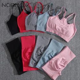 Normov Two Piece Workout Set Solid Yoga Set Soupless Tracksuit Femme Femme Booty Sports Shorts Push Up Up PEACH FRESTOCHS Gym Shorts 240429