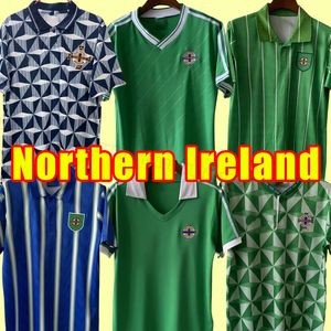 Noord -Ierland retro voetbaltruien Vintage 1979 1998 1990 1992 90 92 Evans Lewis Saville Davis Whyte Lafferty McNair Maillots Camisa de Futebo 1994 79 94