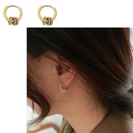 Neusringen studs Leosoxs 1 paar Koreaanse Dongdaemun oorbellen Geometrische metalen cirkel Buckle Temperament Fashion Simple Ins Accessoires 230325