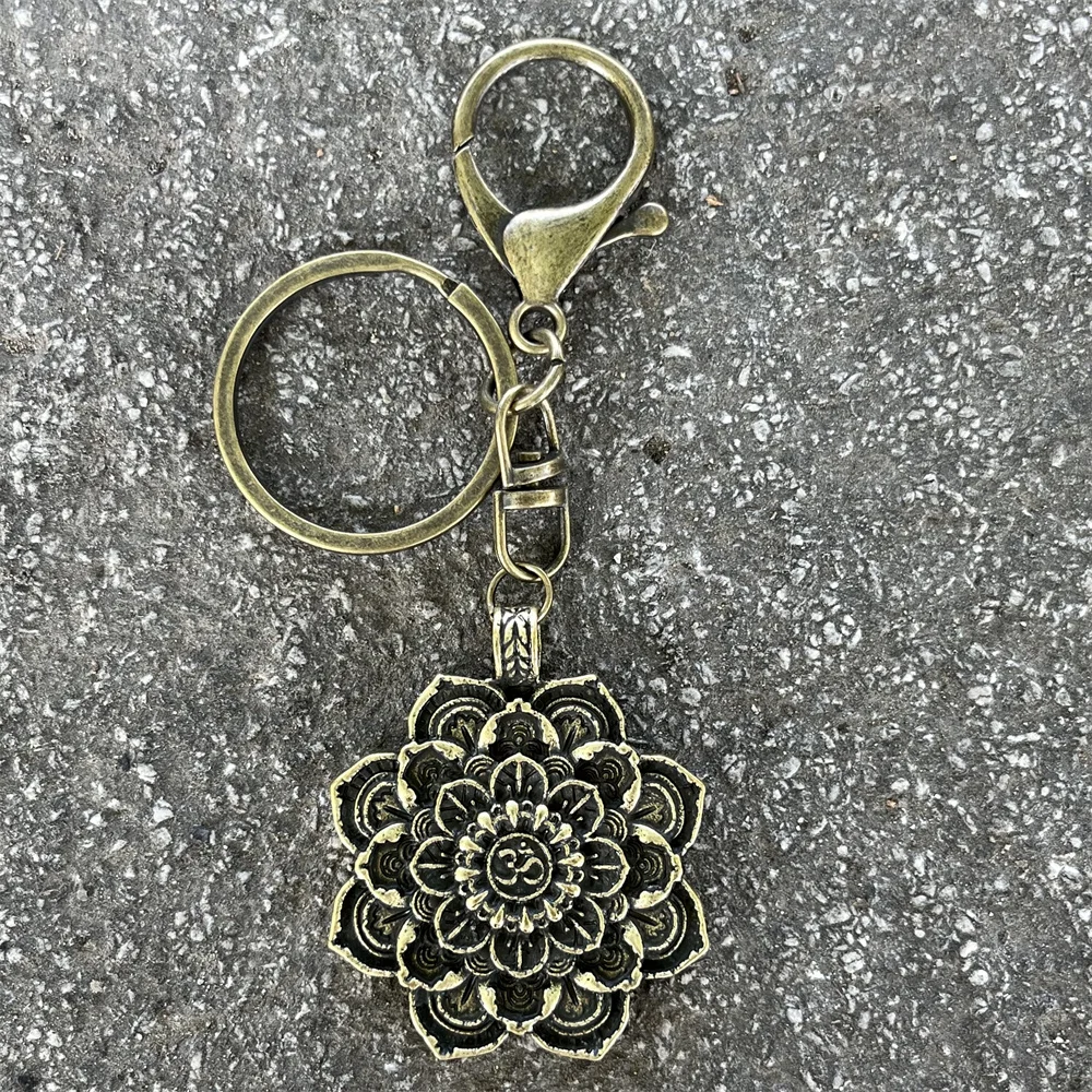 Nostalgie Yoga Lotus Keyring Mandala Schmuck Vintage Schlüsselbund für Frauen Buddhismus Geschenke