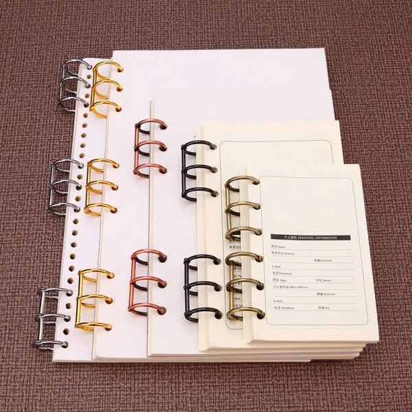 Brothes 20pcs Retro Metal Loose Leaf Liver Binder 3 Anneaux 2 / 3cm pour cartes de scrapbook cartone Album d'album de liaison articulée PAPEERIE DE COURT