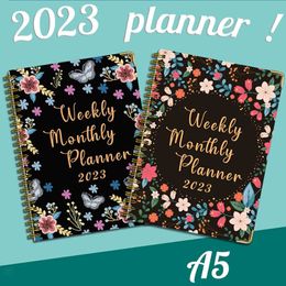 Bloc-notes A5 Planificateur quotidien/hebdomadaire/mensuel Carnets Agenda 2023 Journal Kawaii Couverture rigide Spirale pour filles garçons Fournitures scolaires Papier 2023