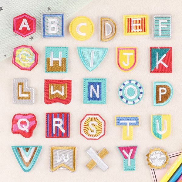 Notions Patchs de petites lettres de dessin animé mignon alphabet A-Z à repasser pour vêtements d'enfants à coudre sur des appliques pour vêtements, sacs à dos, jeans