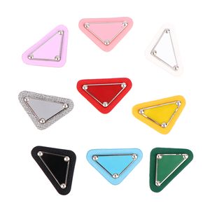 Notions DIY Custom Embroidery Stickers Brand Triangular Sew Patches For Clothing Appliques Brand Logo Sequin Patch Badge On Hat Package