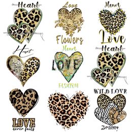 Notions Leopard Heart Iron on Patches para ropa Letras Love Design Mujeres DIY Calcomanías de transferencia de calor para ropa Camiseta Transferencia térmica Apliques Lavable