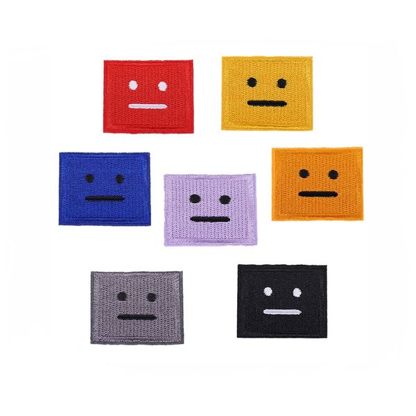 Notions Petit fer sur patchs Robot Smile Face Patch Vêtements Tissu à coudre Appliques faites à la main pour vêtements Vestes Chapeaux Autocollants Badge