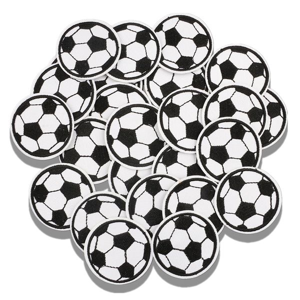 Mercerie Différentes tailles Patchs brodés de football Boule noire blanche Fer sur patch pour vêtements Vestes Sacs DIY Football Sport Autocollant Couture Artisanat Décoration