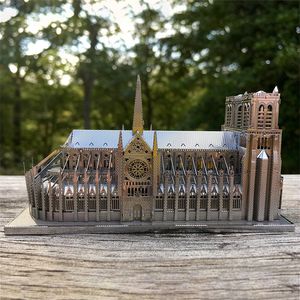 Notre Dame Cathedral DIY3D Metal Puzzel Moscow Building Model Kit Lasersnijden Puzzel Volwassen Kinderen Educatief Collectie Toy 201218