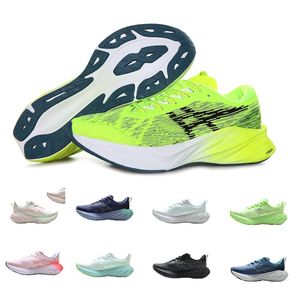 NOVABLAST 4 Lichtgewicht sneakers met demping Slijtvast Ademend Marathon hardloopschoenen triple zwart wit fluorescerend groen Sound body designer Novablast 3