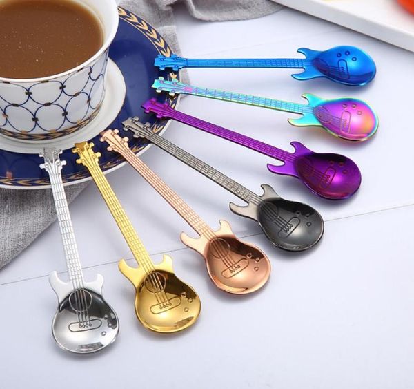 Roman de guitare Coffee Scoop Stir Spoon 304 Couleur arc-en-ciel en acier inoxydable barre de musique Bar Favor 7 PCSLOT Dec4149762273