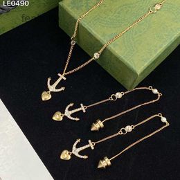 Collar de diseñador de ancla de novedad cadena de metal aretes de oreja larga pendientes de amor de diamante pendientes