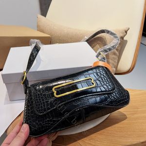 Nieuwe tassen Lady Fashion Evening Handtassen Vrouwen Cross Body Shoulder Plain Crocodile Luxe Designer Toes Solid Shopping Toes Coin Purse Half Moon Great Wallets