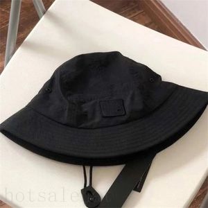 Nieuwigheid emmerhoed voor mannen ontwerper effen kleur vissershoeden zon voorkomen gorras dames delicate mode-accessoires ontwerper hoed voor dames opvouwbaar MZ07 B23