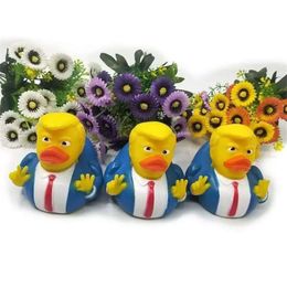 Nouveauté drôle 2022 UPS PVC canards dessin animé bain jouets d'eau flottants Donald Trump canard défi président MAGA fournitures de fête cadeau créatif 8.5*10*8.5Cm