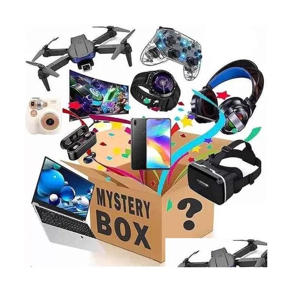 Jeux de nouveauté 2022 Boîte mystère Cadeaux surprise d'anniversaire aléatoires Adt Lucky tels que des drones Montres intelligentes Haut-parleurs Bluetooth et autres Dr Dhak9